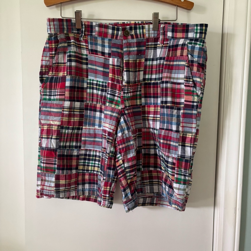 Izod Colorful Plaid Shorts